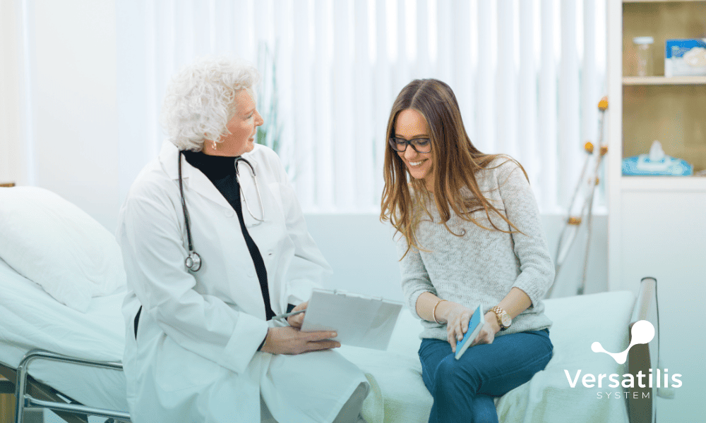 profissional de saúde oferecendo atendimento particular